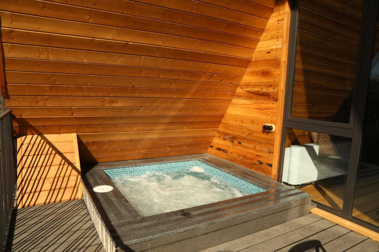 Hover Boutique Hotel ディリジャン エクステリア 写真